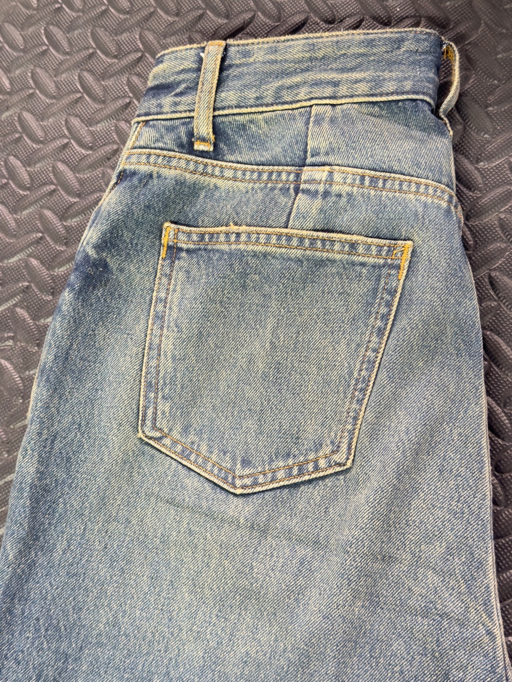 Good American Patchwork Straight Leg Jeans - Medium Blue - Picture 9 of 9